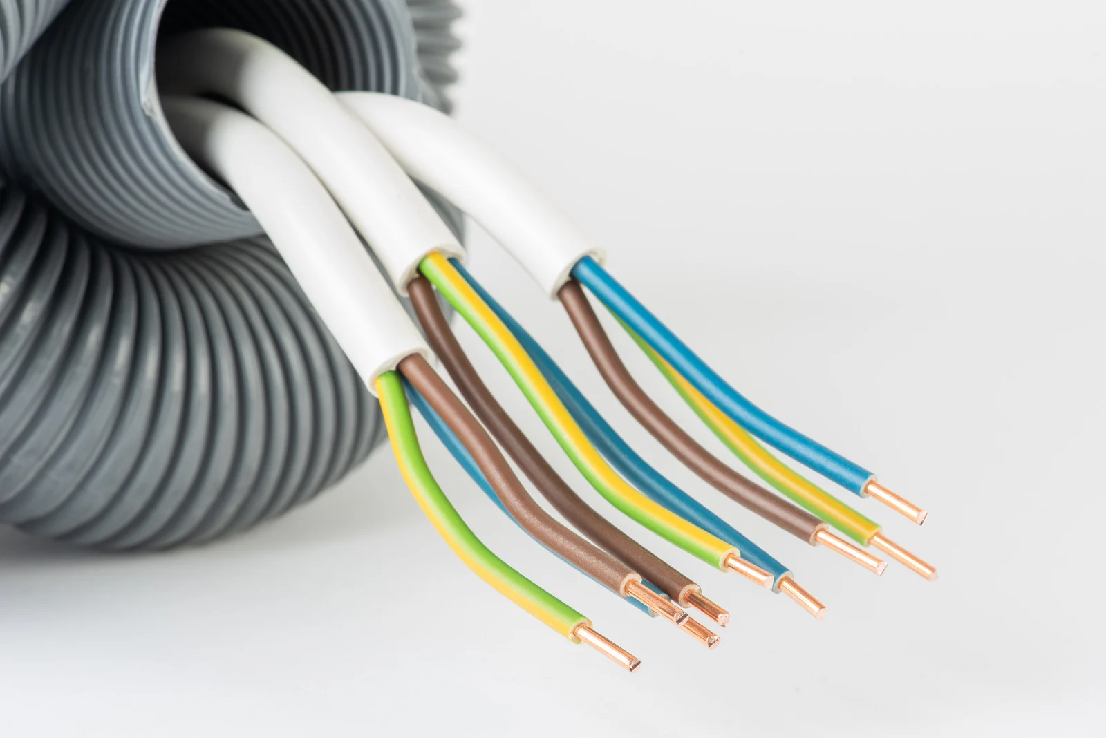 ฉนวนภายในสายไฟฟ้า