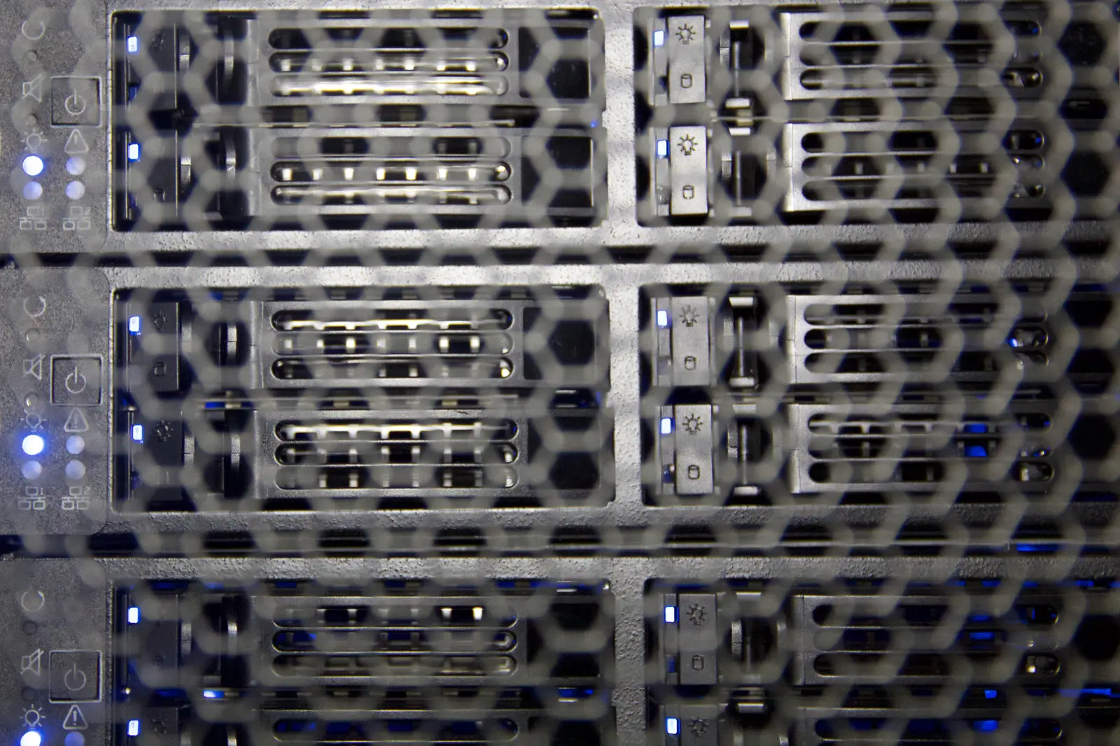 Rack Server คืออะไร? ทำไมงานระบบมืออาชีพถึงขาดไม่ได้ - KJL